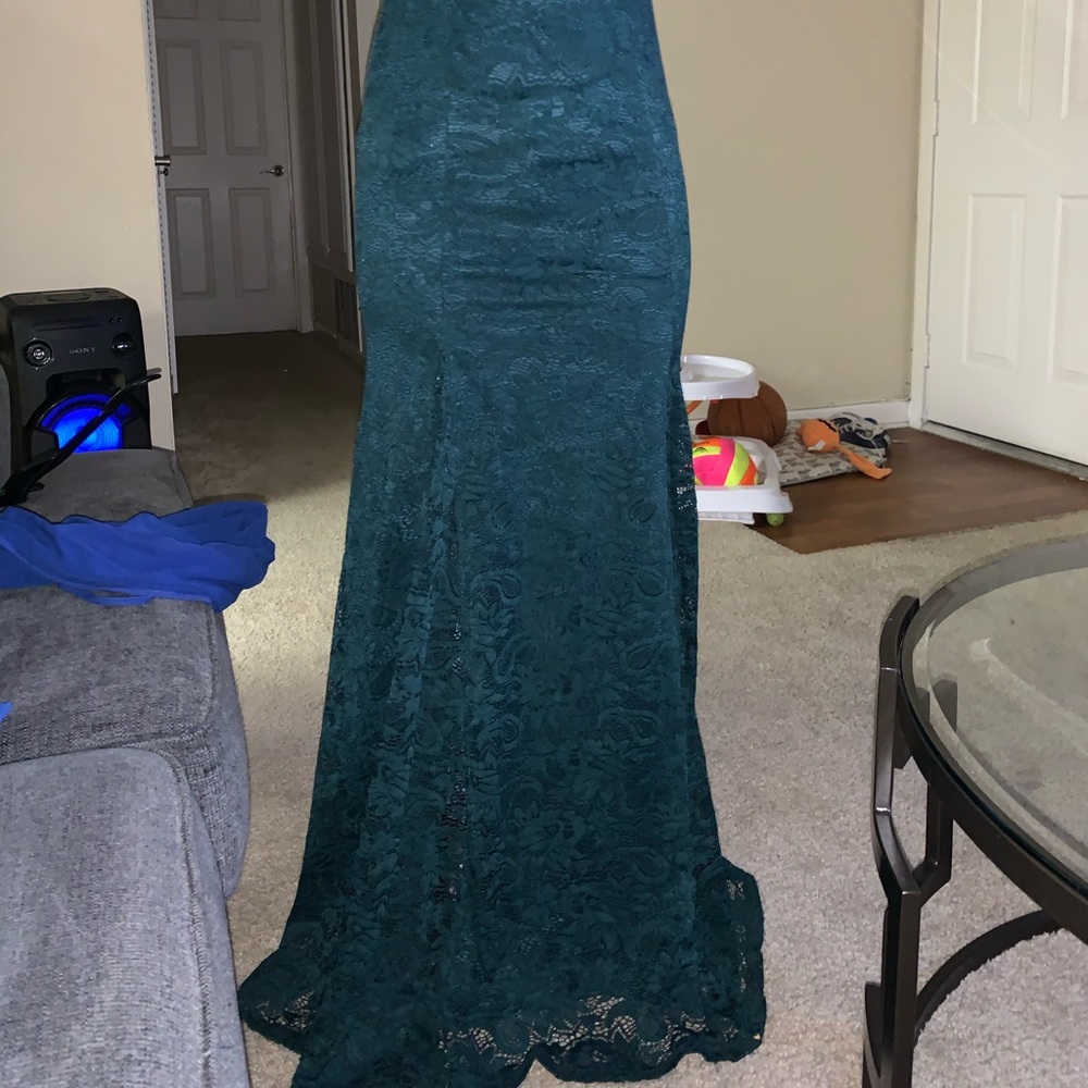Long dress brand new & clean - Picture 3 of 5
